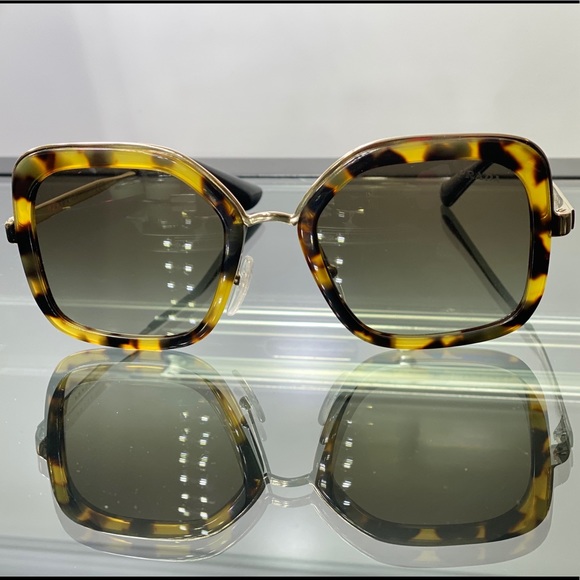 Prada Accessories - PRADA NEW! SHOW STOPPING🤩Havana Square Sunglasses